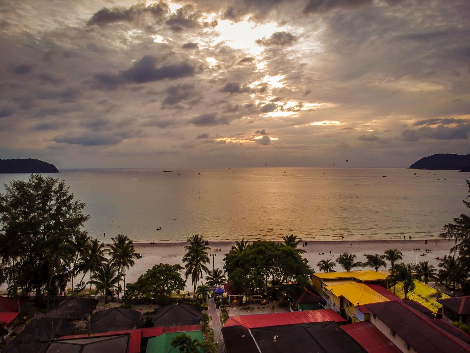 Langkapuri Resort Langkawi Pantai Cenang  Eksteriør billede